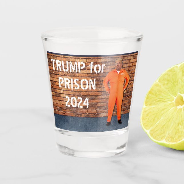Trump für das Gefängnis 2024 Schnapsglas (Vorderseite)