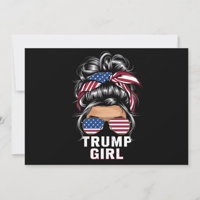 Trump Girl Messy Bun USA Flag Trump Wahl 2024 Einladung (Vorderseite)
