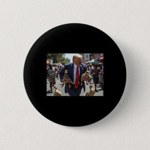 Trump hält Enten und Katzen bei der Abstimmung übe Button