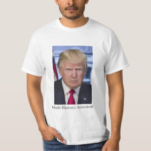 Trump hat den T - Shirt festgenommen