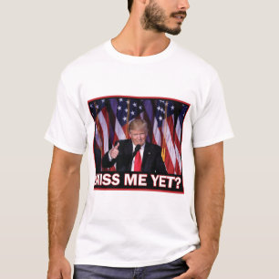 Trump hat mich noch verfehlt T-Shirt
