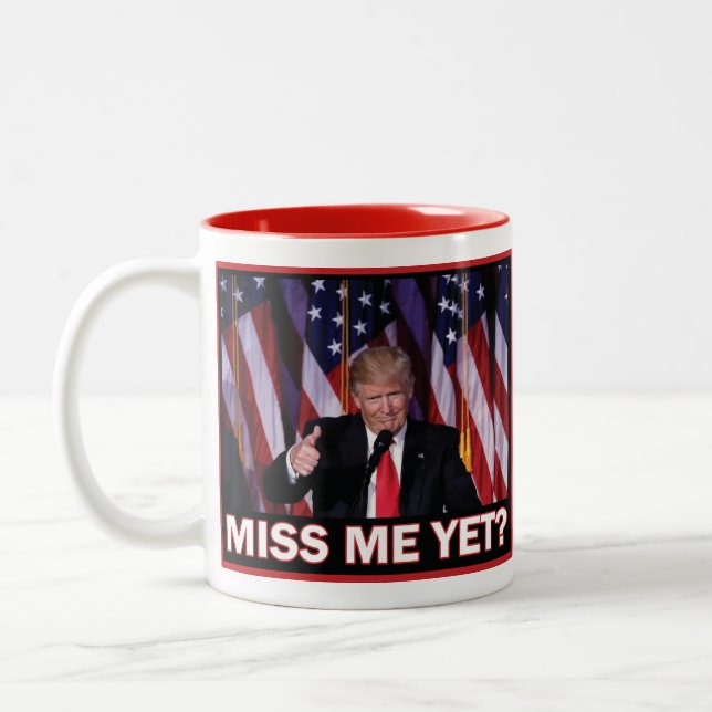 Trump hat mich noch verfehlt zweifarbige tasse (Links)
