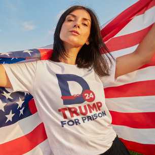 Trump im Gefängnis 2024 T-Shirt