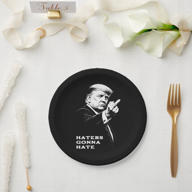 Trump Middle Finger 2026 Meme Funny Pappteller (Hochzeit)