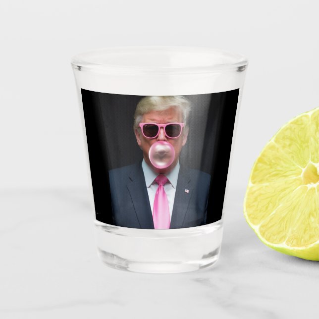 Trump Pink Bubble Gum Präsident 47 USA Schnapsglas (Vorderseite)