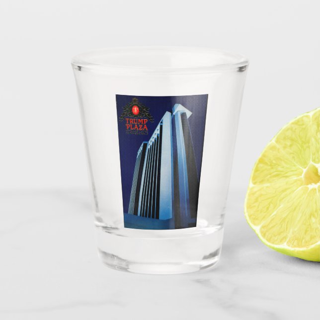 Trump Plaza Schnapsglas (Vorderseite)