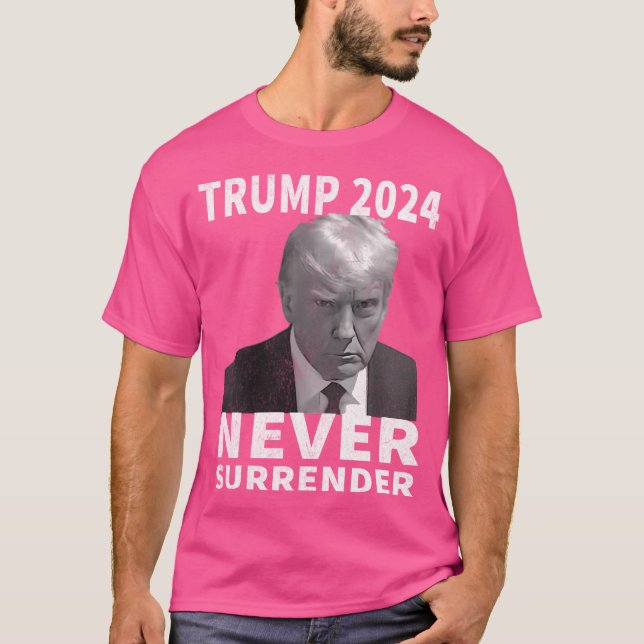 Trump Tasse Shot - Niemals Kapitulation - Trump 20 T-Shirt (Vorderseite)