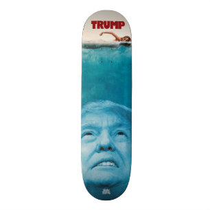 Trumpf von unterhalb des skateboard