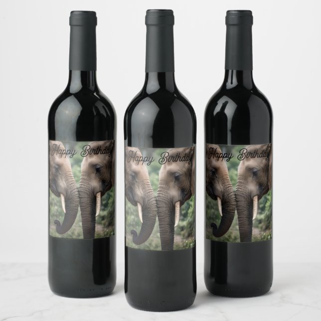 "Trunk to Trunk: Eine sanfte ElefantenEmbrace" Weinetikett (Flaschen)