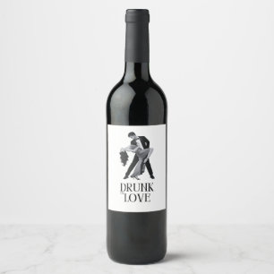 Trunken vor Liebe Design   Tanzendes Paar Braut- Weinetikett