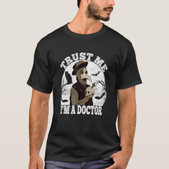 Trust Me Medival Plague Doctor Occult Taro T-Shirt (Vorderseite)