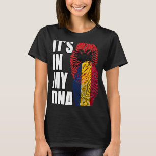 Tschadisches und albanisches Mix-DNA-Flag Heritage T-Shirt