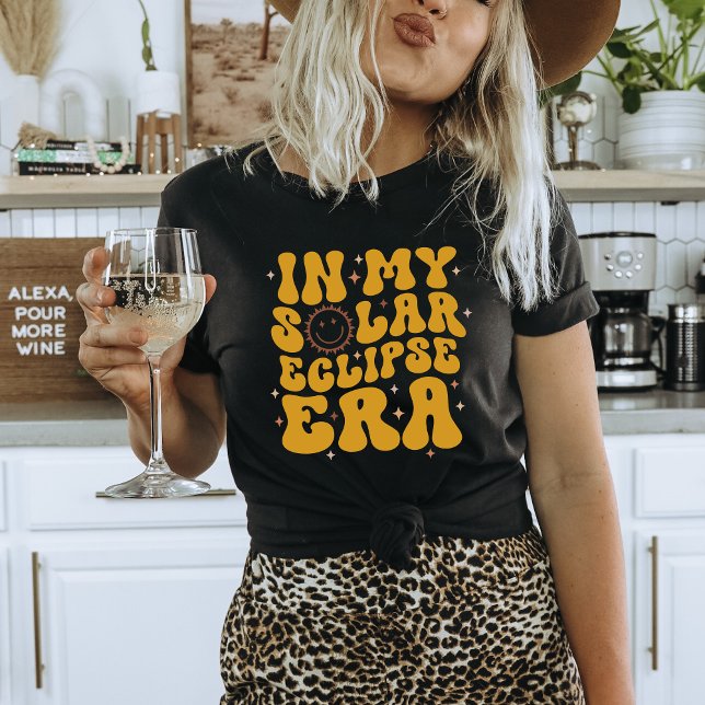 Tshirt de l'ère de l'éclipse solaire (SolarEclipse, CosmicFashion, AstronomyShirt, CelestialStyle, SpaceApparel, EclipseFashion, Astronomi)