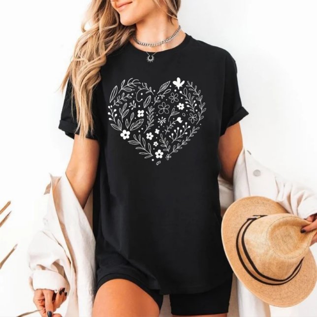 tshirt fleur en forme de coeur (Créateur téléchargé)