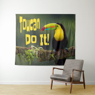 Tukan schafft es! Bunter Vogel Motivierend Lustige Wandteppich