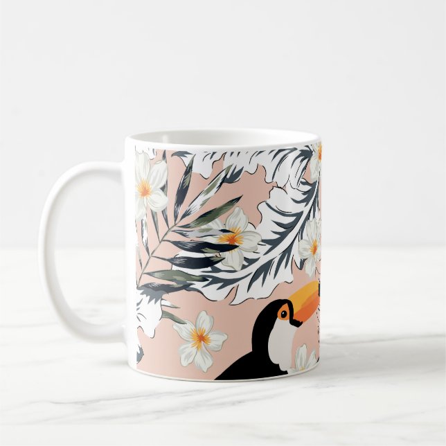Tukane, Palmen, Plumeria: Rosa tropisch. Kaffeetasse (Links)