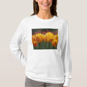 Tulip 2 T-Shirt