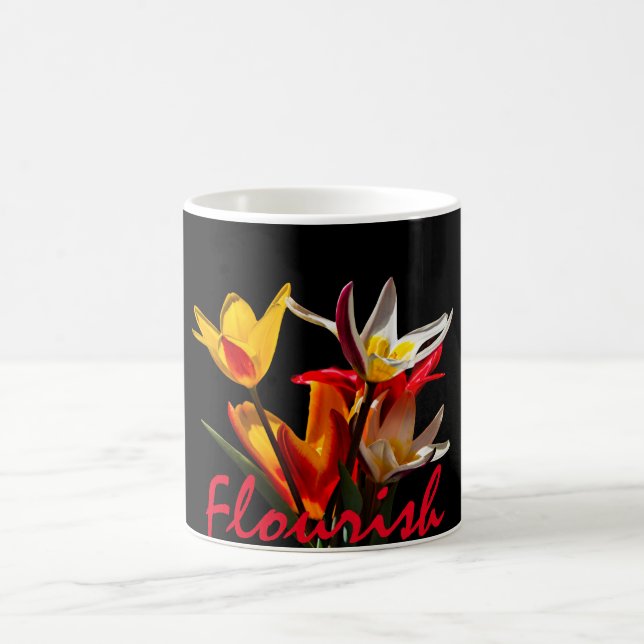 Tulip-Blume - Dunkel Geblüht Kaffeetasse (Mittel)