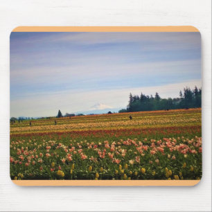Tulip Field mit Mt. Hood, Oregon Mousepad