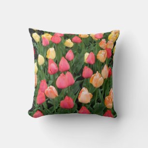 Tulip Field Pillow Kissen