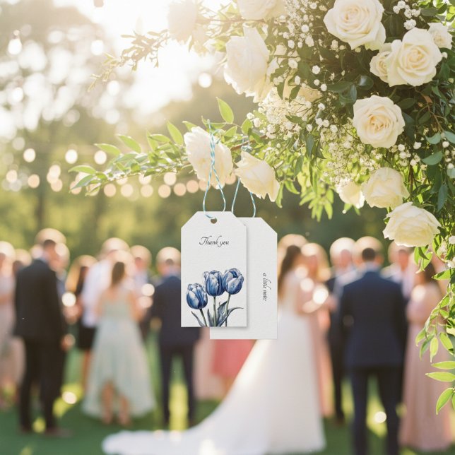 Tulips in Delft Blue benutzerdefinierbar Geschenkanhänger (Von Creator hochgeladen)