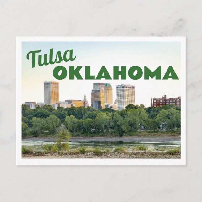 Tulsa Oklahoma Skyline mit Bäumen  Postkarte (Vorderseite)