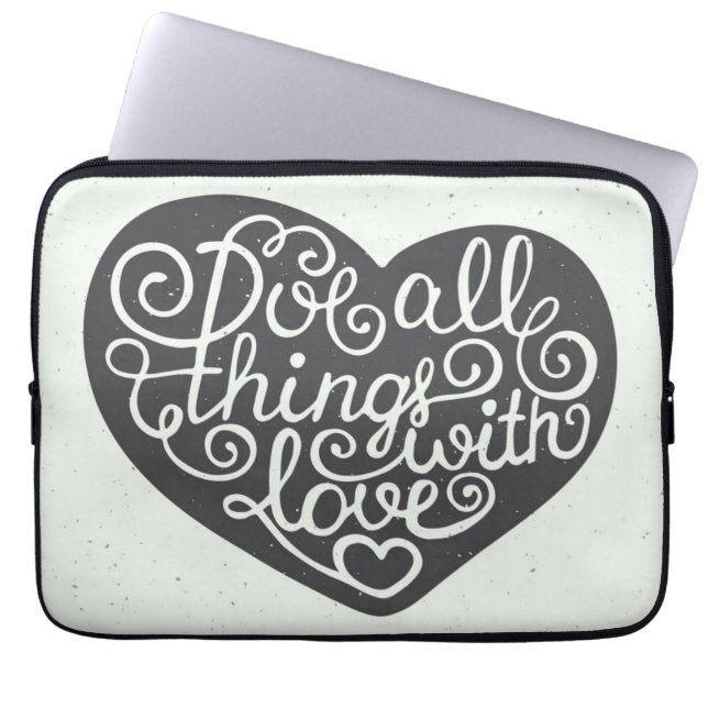 Tun Sie alle Sachen mit Liebe Laptopschutzhülle (Vorderseite)