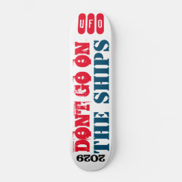 TUN SIE AUF DER SCHIFFSKateboard. Skateboard