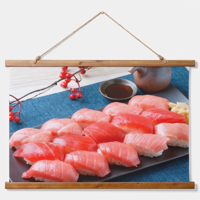 Tuna Lover’s Dream Tapestry – Japanese Elegance Wandteppich Mit Holzrahmen (Vorne)