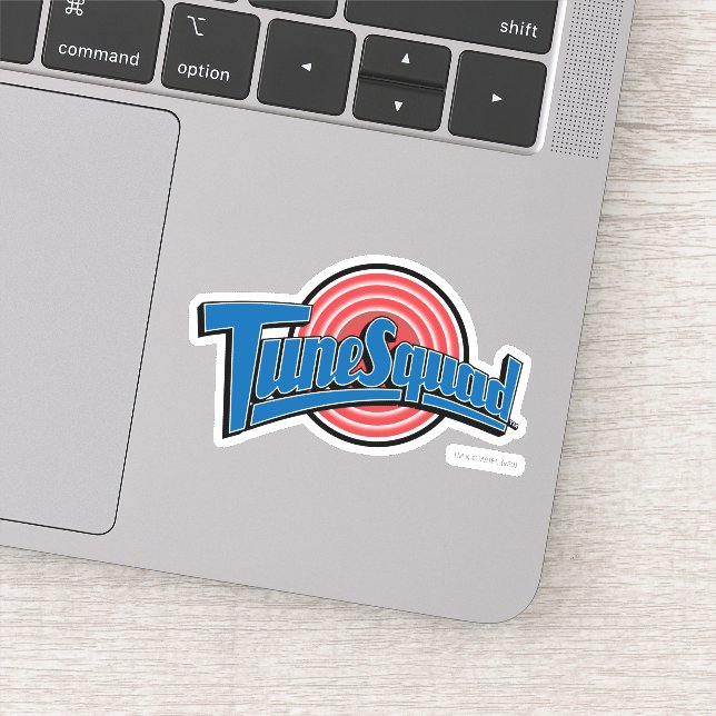 TUNE SQUAD™ Uniform-Logo Aufkleber (Detail)