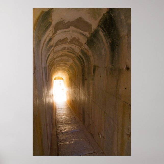 Tunnel der Didyma-Ruinen Poster (Vorne)