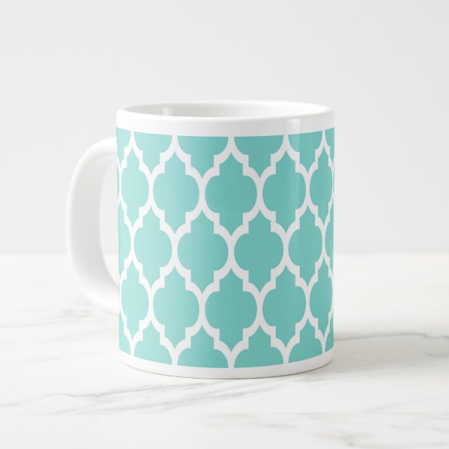 Türkis Aqua Welch marokkanisches Quatrefolienmuste Jumbo-Tasse (Vorderseite Links)