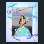 Türkis & Blue Quinceañera Poster mit Drachenfliege<br><div class="desc">Ehre deine Mis Quince mit blauen und türkisfarbenen Libellen. Die Aquamarine und die blaue Aquarelltextur sind wunderschön mit passenden Einladungen,  Rsvp-Karten,  Umschlägen,  Etiketten und Aufklebern. Fügen Sie einfach Ihr Foto hinzu und übertragen Sie dieses skurrile blaue Libellendesign auf andere Karten und Geschenke.</div>
