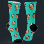 Türkis Funny Custom 2 Face Foto Mama Socken<br><div class="desc">Funny personalisiert türkis 2 Foto Crew Socken für Mütter. Um einen Ausschnitt des Gesichts Ihres Sohnes oder Ihrer Tochter wie im Beispiel zu verwenden, muss der Hintergrund transparent sein und das Dateiformat ein Ping. Sie können jede mobile oder computer App herunterladen oder das Programm mit dem Namen Canva oder Fotoshop...</div>