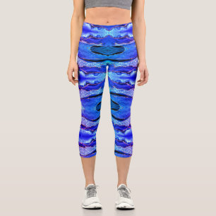 Türkis und Ozeanblau mit goldenen Leggings