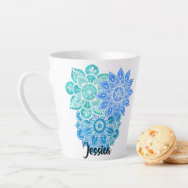 Türkisblaue, grüne Mandalas mit Blumenmuster Milchtasse