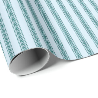 Türkisfarbene Chevron-Häkchenstreifen auf Eisblau Geschenkpapier