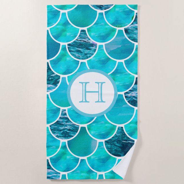 Türkisfarbene Mermaid-Skala, Monogrammname Strandtuch (Vorderseite)