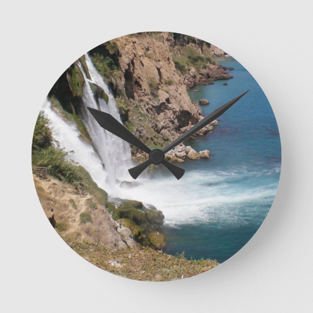 Turkish waterfall Duden Runde Wanduhr (Vorderseite)