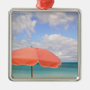 Turks- und Caicosinseln, Providenciales-Insel, Gra Ornament Aus Metall