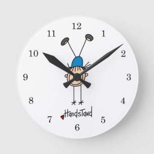 Turnerin beim Handstand Runde Wanduhr