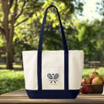 Turnierwerbung für den Club Name Tennis hinzufügen Tragetasche<br><div class="desc">Passen Sie diese Tasche einfach an, indem Sie Ihren Club- oder Gesellschaftsnamen mit dem Button "Personalisieren" hinzufügen. Sie können den Hintergrund, die Schriftart und die Patchfarbe ändern, indem Sie auf "Bearbeiten mit dem Design-Tool" klicken. Ideal für alle Clubs, Geschäfte oder Schulklassen. Bestellen Sie so viele oder so weniger wie nötig....</div>
