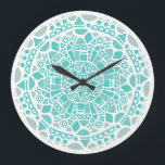 Turquoise Blue Mosaic Fresh White Boho Mandala Große Wanduhr<br><div class="desc">Beautiful clock with an original turquoise blue and grey mosaic style boho bohemian mandala on a white background.</div>