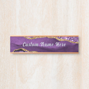 Türschild mit personalisiertem Namen in lila-gold