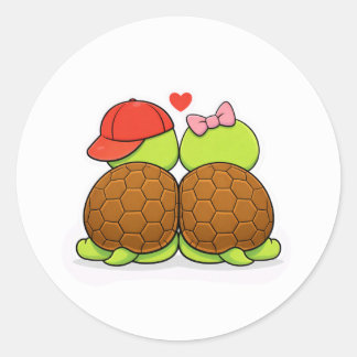 Turtles sharing a moment of joy runder aufkleber