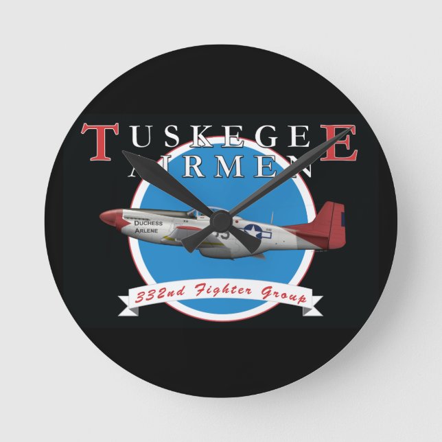 Tuskegee Airman P-51D Red Schwanz Clock Runde Wanduhr (Vorderseite)
