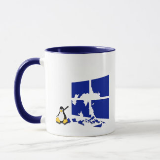 Tux der Linux-Pinguin erhält Mittelalter Tasse