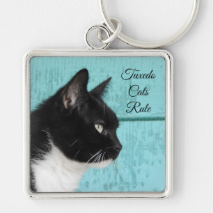 Tuxedo Cat Profil auf Aquamarin Schlüsselanhänger