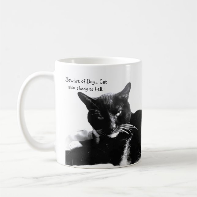 Tuxedo Cat with Shady Smile  Kaffeetasse (Links)
