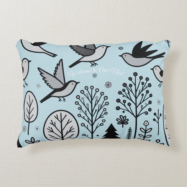 Twilight Forest Birds Hellblau Dekokissen (Vorderseite)